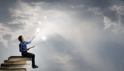 绿毛虫：幼年裂空